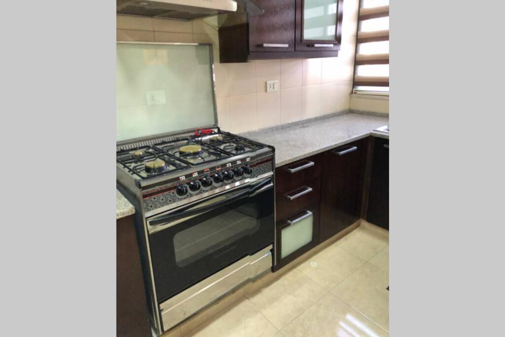 Apt 4 Rent/A Quiet Neighborhood Close To Services Amã Exterior foto